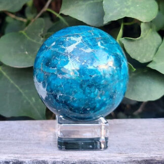 Blue Apatite Sphere, Manifestation, Spirit Guide Connection, Healthy Eating