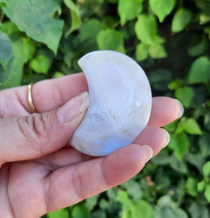 Moonstone Crescent Moon w/ Blue Flash M, Soothing, Intuition, Calm, Stress Relief (Copy)